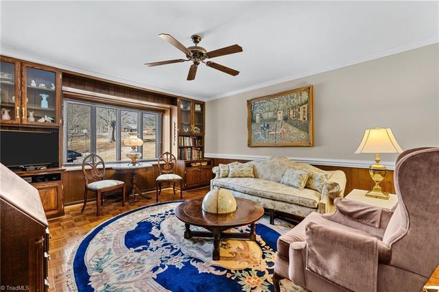 1101 Gatehouse Road, High Point, NC 27262