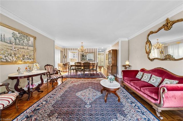 1101 Gatehouse Road, High Point, NC 27262
