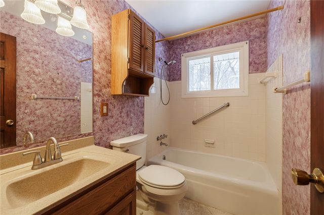 130 Marble Drive, Greece, NY 14615