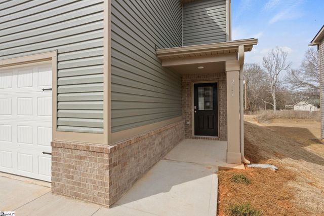 217 Green Pasture Road, Fountain Inn, SC 29644