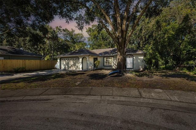7537 MENGI CIRCLE, New Port Richey, FL 34653