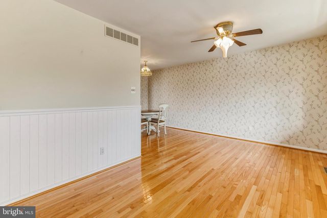 37 HARMONY RD, Gibbstown, NJ 08027