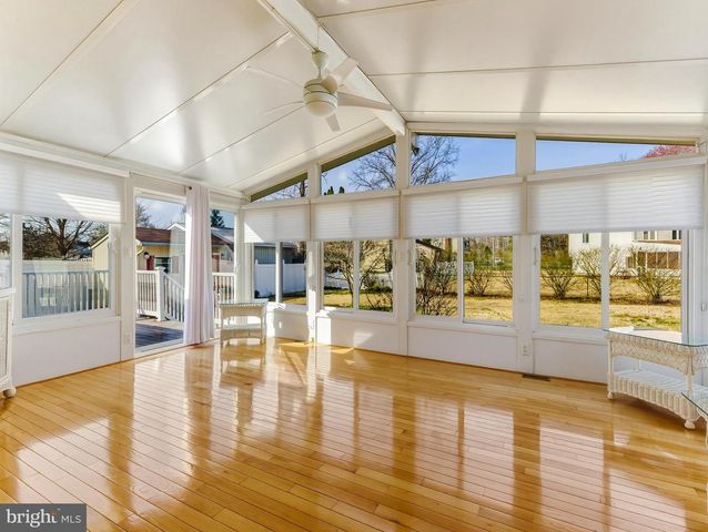 37 HARMONY RD, Gibbstown, NJ 08027