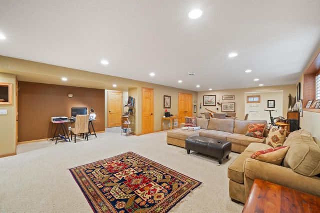 403 Fair Oaks DRIVE, Williams Bay, WI 53191