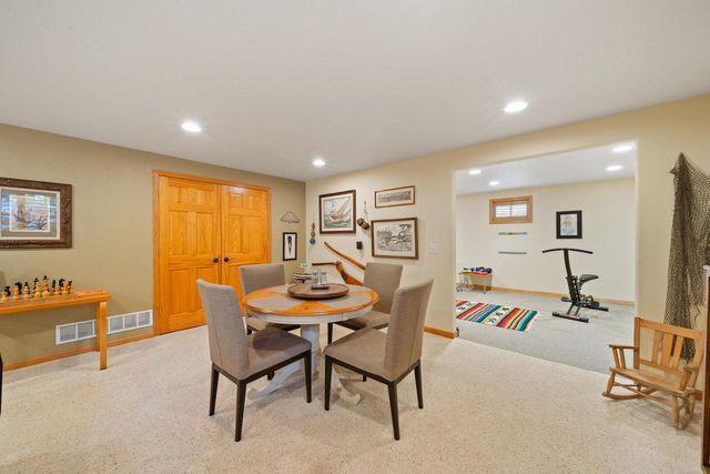 403 Fair Oaks DRIVE, Williams Bay, WI 53191