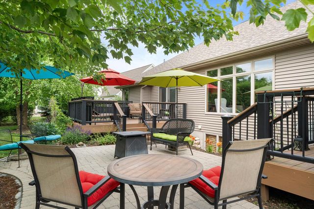 403 Fair Oaks DRIVE, Williams Bay, WI 53191