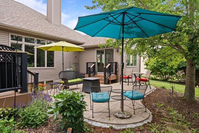 403 Fair Oaks DRIVE, Williams Bay, WI 53191