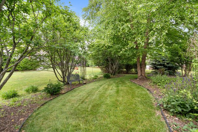 403 Fair Oaks DRIVE, Williams Bay, WI 53191