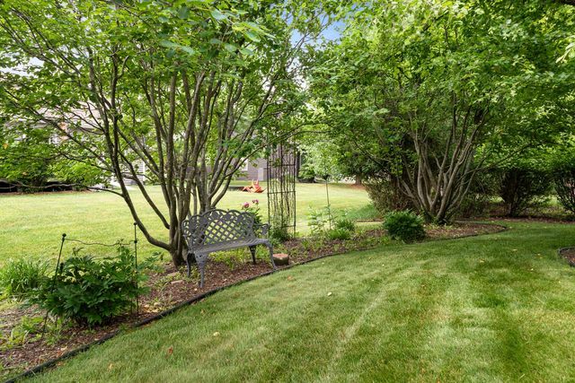 403 Fair Oaks DRIVE, Williams Bay, WI 53191