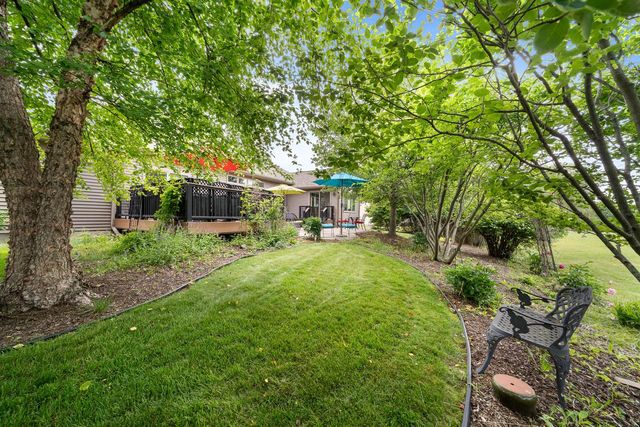 403 Fair Oaks DRIVE, Williams Bay, WI 53191