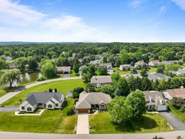 403 Fair Oaks DRIVE, Williams Bay, WI 53191