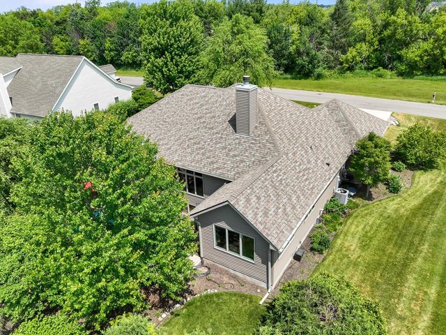 403 Fair Oaks DRIVE, Williams Bay, WI 53191