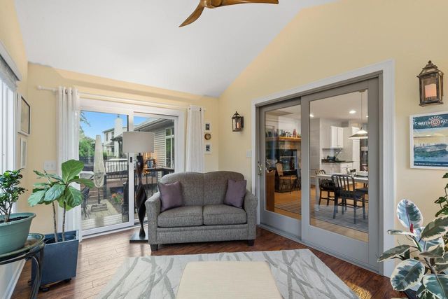 403 Fair Oaks DRIVE, Williams Bay, WI 53191