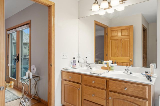 403 Fair Oaks DRIVE, Williams Bay, WI 53191