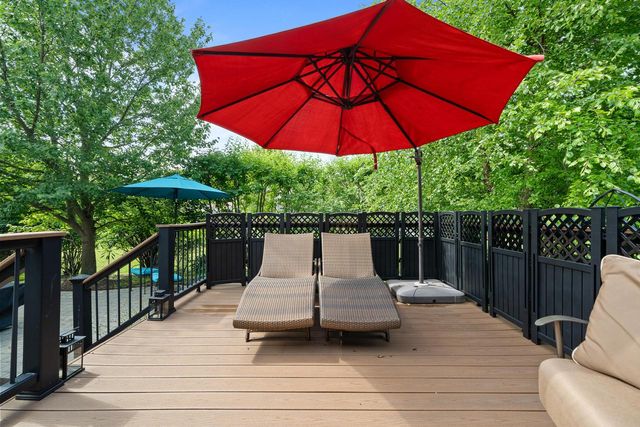 403 Fair Oaks DRIVE, Williams Bay, WI 53191