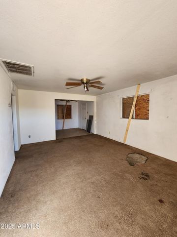 2130 W WELDON Avenue, Phoenix, AZ 85015