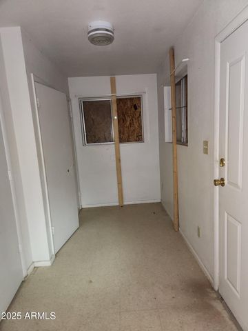 2130 W WELDON Avenue, Phoenix, AZ 85015