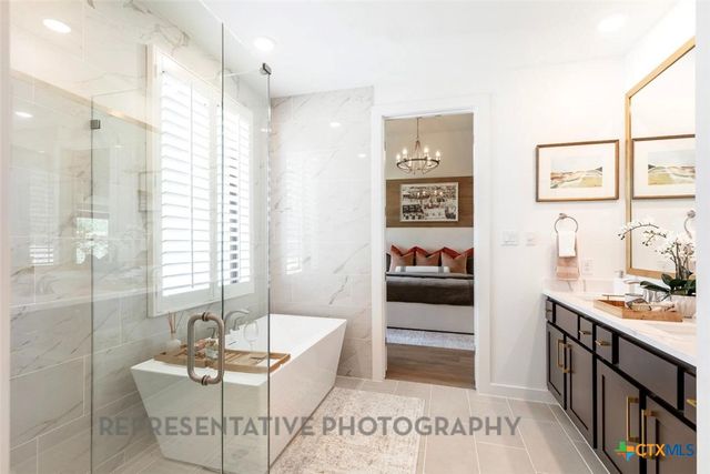 8601 Peafowl Street, Austin, TX 78744