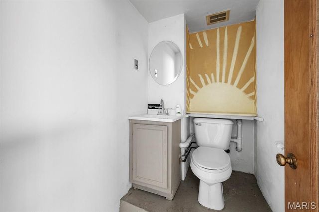 1325 Hampton Avenue, St Louis, MO 63139