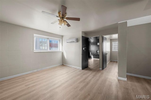 1325 Hampton Avenue, St Louis, MO 63139