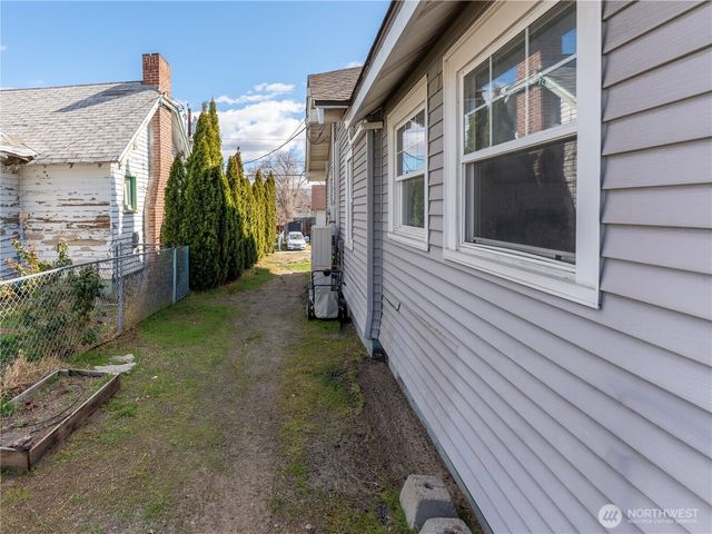 340 Malaga Avenue, Wenatchee, WA 98801