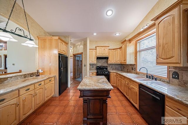 5640 Gleneagles Drive, Idaho Falls, ID 83401