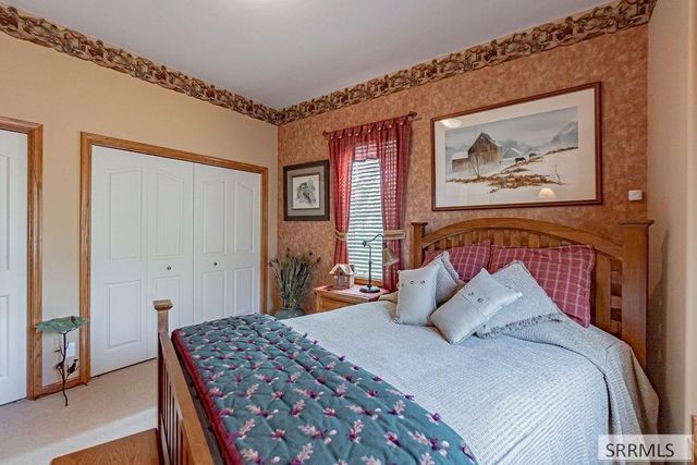 5640 Gleneagles Drive, Idaho Falls, ID 83401