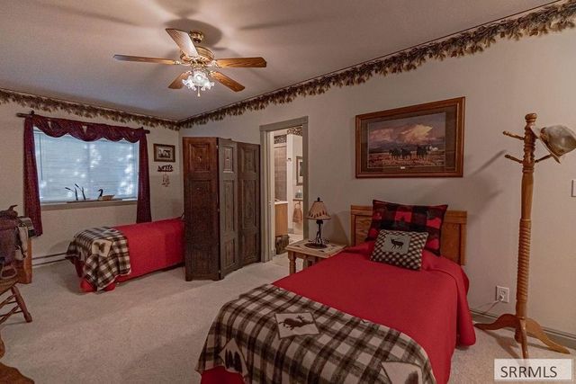 5640 Gleneagles Drive, Idaho Falls, ID 83401