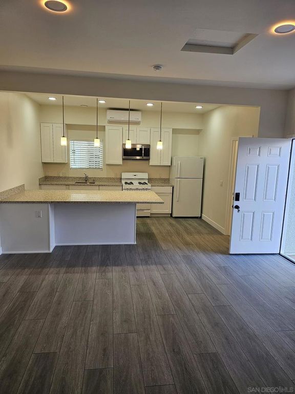 2702 Grove St 04, National City, CA 91950