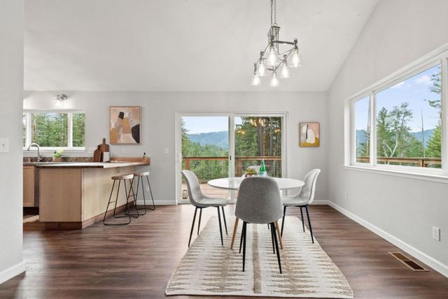 411 Midway Ranch Road, Boulder Creek, CA 95006