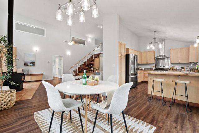 411 Midway Ranch Road, Boulder Creek, CA 95006