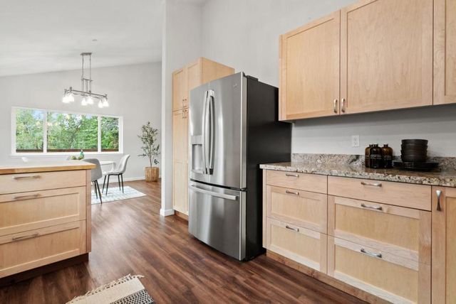 411 Midway Ranch Road, Boulder Creek, CA 95006