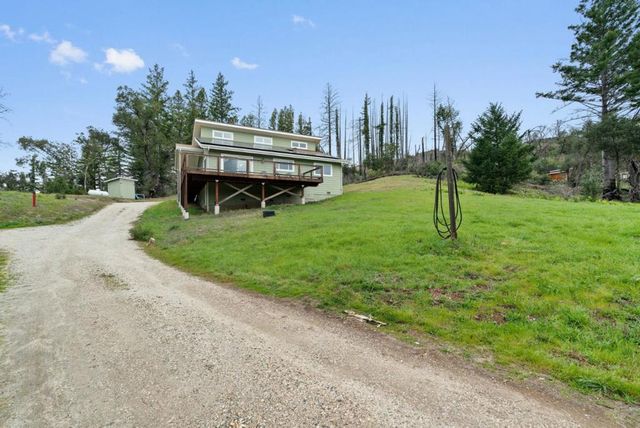 411 Midway Ranch Road, Boulder Creek, CA 95006