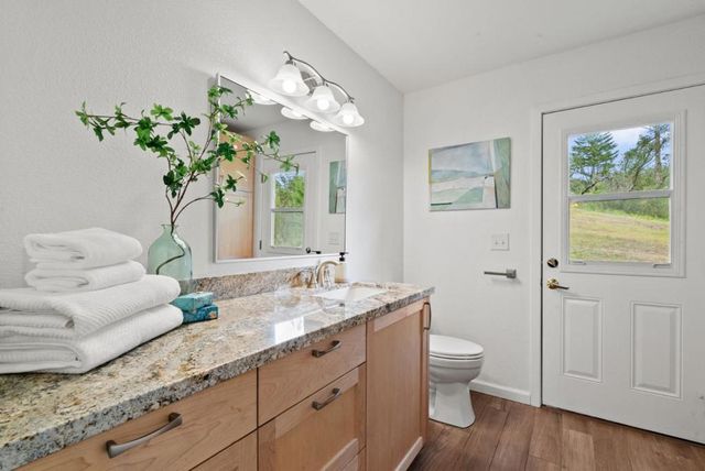 411 Midway Ranch Road, Boulder Creek, CA 95006