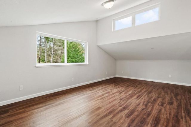 411 Midway Ranch Road, Boulder Creek, CA 95006