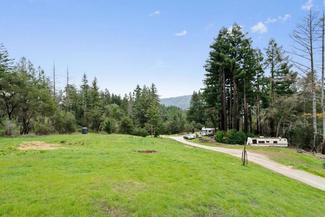 411 Midway Ranch Road, Boulder Creek, CA 95006
