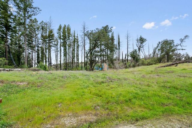 411 Midway Ranch Road, Boulder Creek, CA 95006