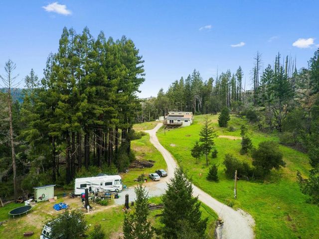 411 Midway Ranch Road, Boulder Creek, CA 95006