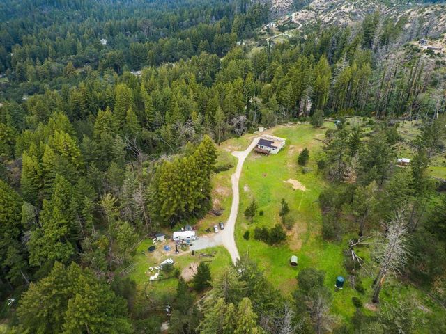 411 Midway Ranch Road, Boulder Creek, CA 95006