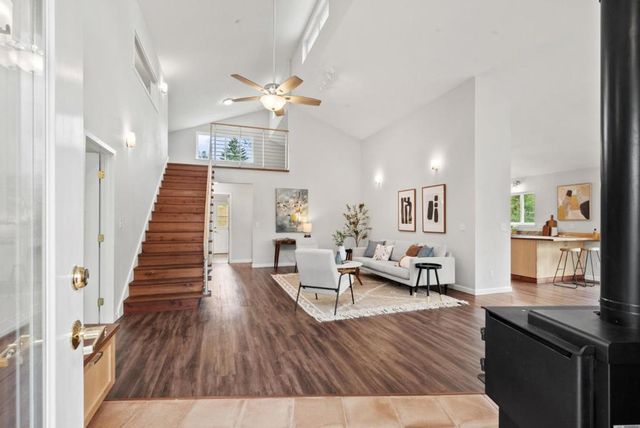 411 Midway Ranch Road, Boulder Creek, CA 95006