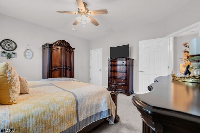 71 Sullivan Road, Raritan Twp., NJ 08822