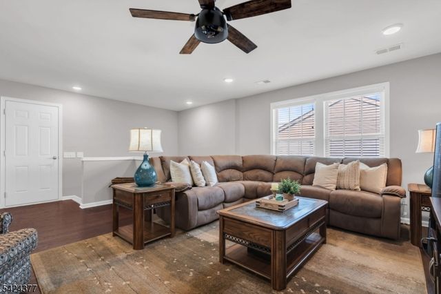 71 Sullivan Road, Raritan Twp., NJ 08822