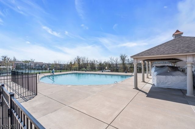 71 Sullivan Road, Raritan Twp., NJ 08822