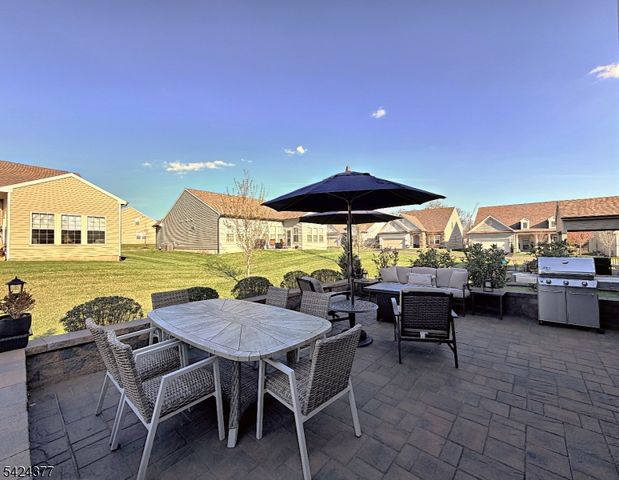 71 Sullivan Road, Raritan Twp., NJ 08822