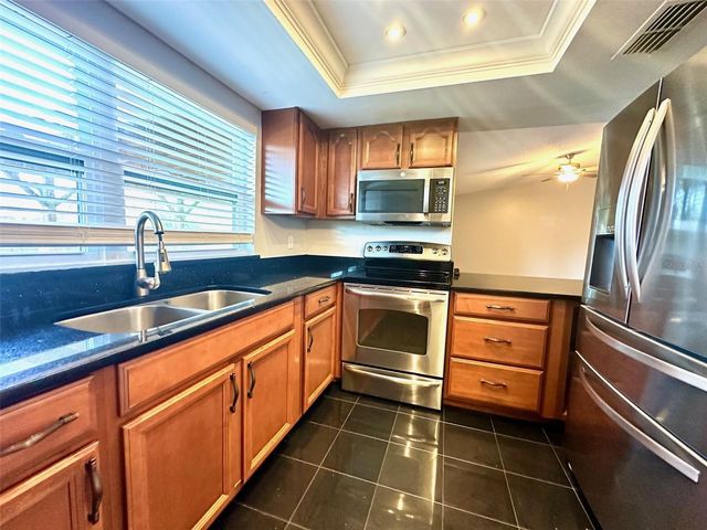 1119 BREEZE DRIVE, Largo, FL 33770