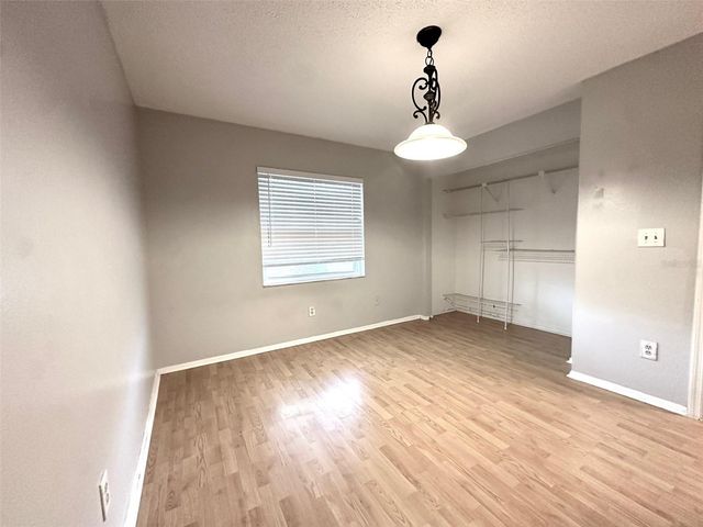 1119 BREEZE DRIVE, Largo, FL 33770