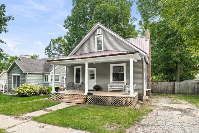 312 S Irving Street, Greenville, MI 48838