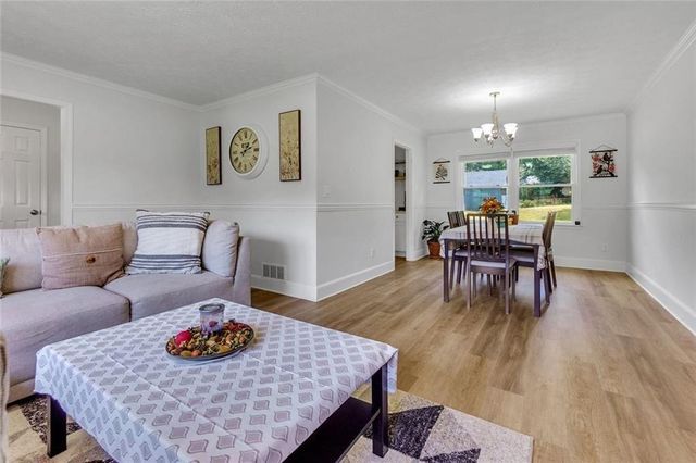 5800 Cedar SW Lane, Mableton, GA 30126