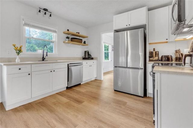 5800 Cedar SW Lane, Mableton, GA 30126