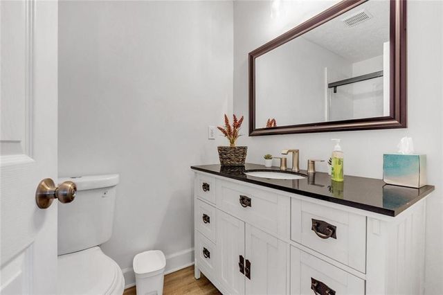 5800 Cedar SW Lane, Mableton, GA 30126